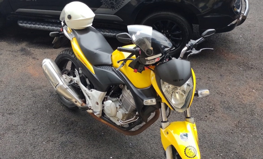 No Norte Pioneiro, PM apreende 10 veículos e 930 gramas de maconha em situações distintas