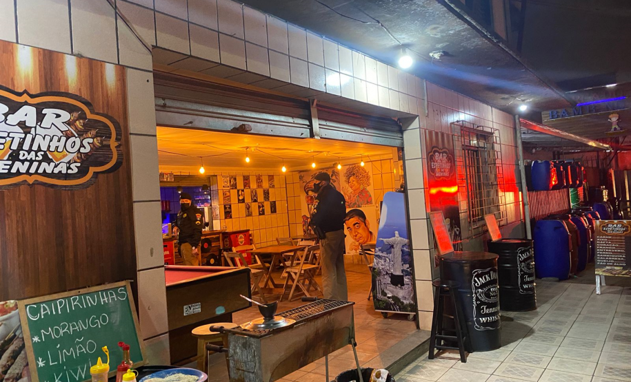 AIFU apreende três máquinas caça-níquel e um simulacro durante operação em Curitiba