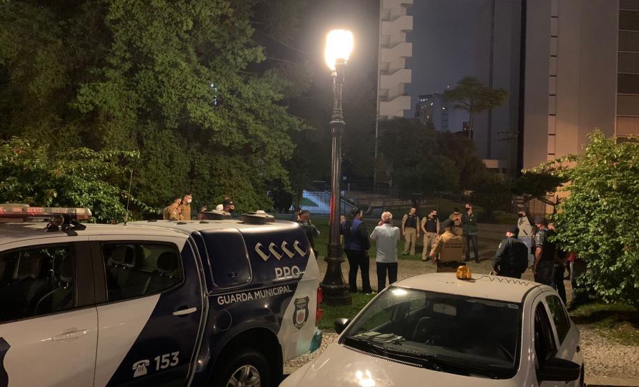 AIFU flagra mais de 1,6 mil pessoas em estabelecimentos comerciais e aplica mais de R$ 60 mil em multas em Curitiba