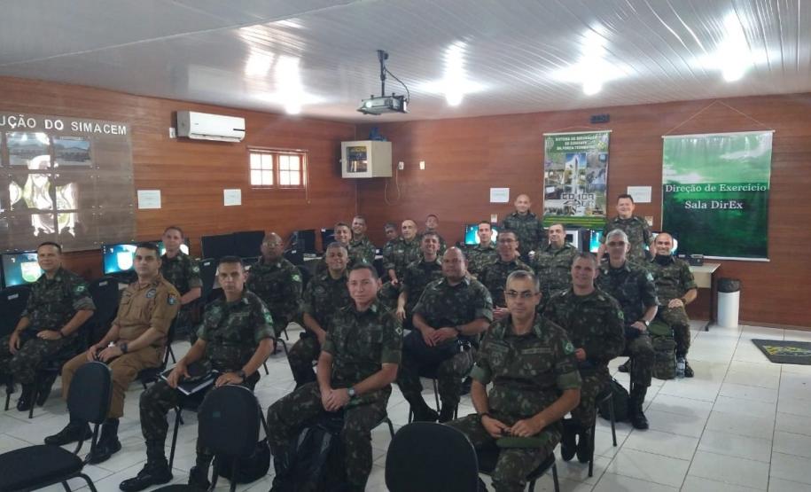 Sargento da PM do Paraná conclui curso de Adjunto de Comando da Escola de Aperfeiçoamento de Sargentos das Armas do Exército