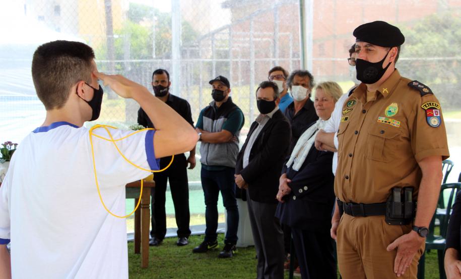 Colégio da Polícia Militar inaugura pista de golfe para alunos em Curitiba