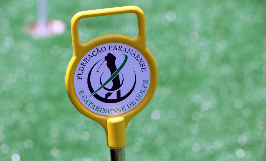 Colégio da Polícia Militar inaugura pista de golfe para alunos em Curitiba