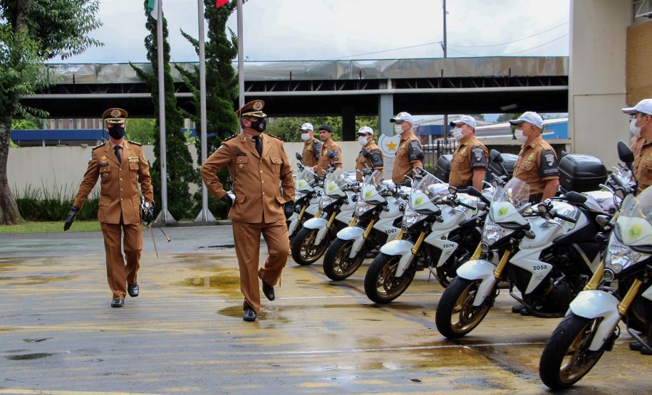 Batalhão de Polícia de Trânsito recebe novo comandante durante solenidade em Curitiba