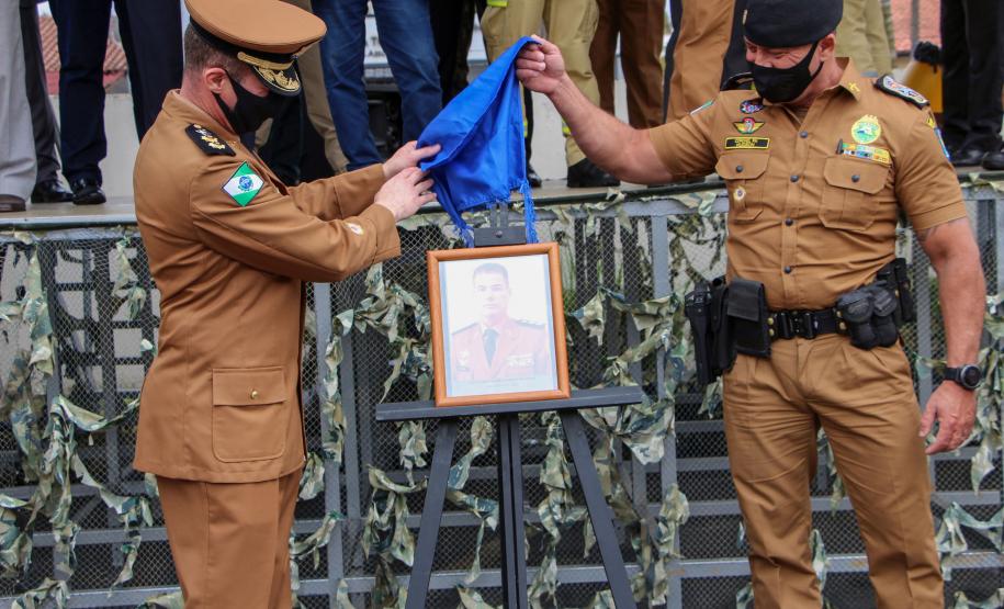 Batalhão de Polícia de Trânsito recebe novo comandante durante solenidade em Curitiba