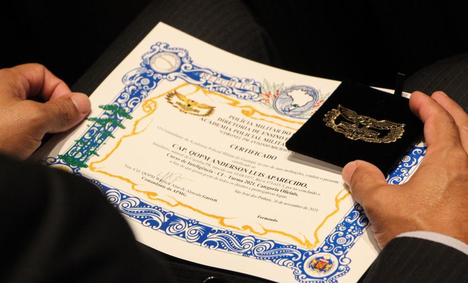 Curso de Inteligência Categoria Oficiais – Turma 2021 encerra com 40 formandos em Curitiba