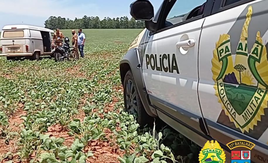 No interior do estado, policiais militares apreendem carga de cigarro roubada, recuperam duas Kombis e encaminham envolvidos no crime