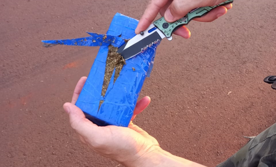 Polícia Ambiental apreende carro carregado com 154 quilos de maconha no Oeste do estado