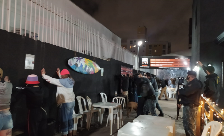 AIFU encaminha oito pessoas e lavra 11 autuações administrativas durante operação na Capital