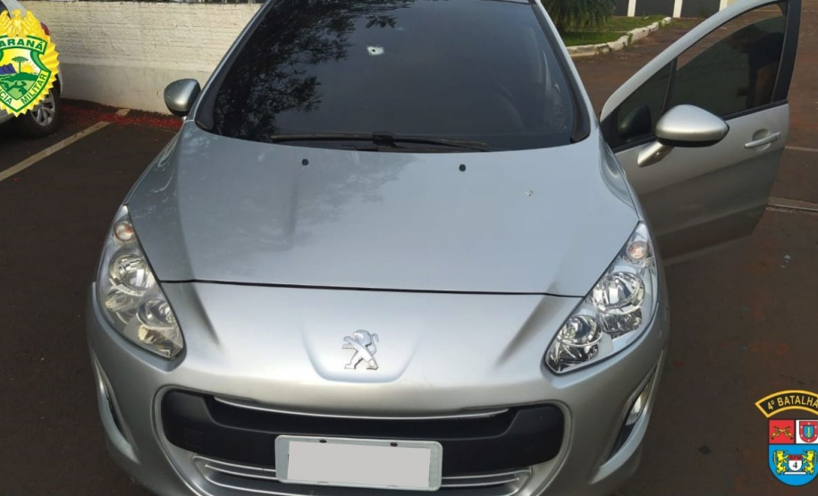 PM prende quatro pessoas, uma arma de fogo, munições e uma caminhonete no Noroeste do estado