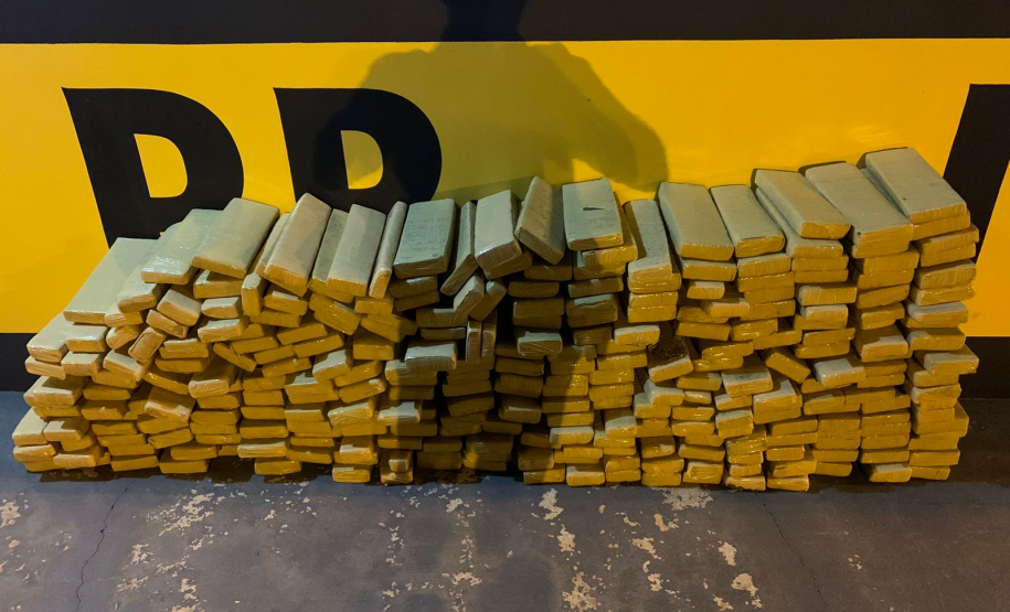 BPRv apreende mais de 250 quilos de maconha durante operação em Iporã (PR)