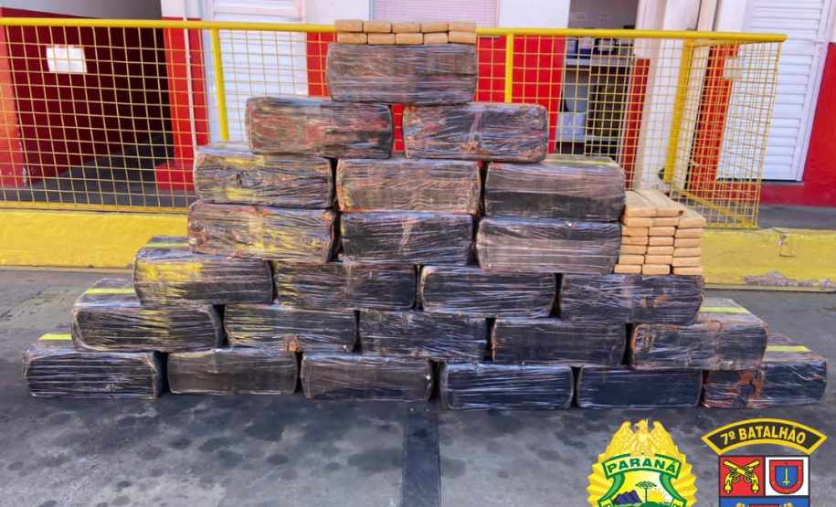 Meia tonelada de maconha e produtos contrabandeados são apreendidos pela PM no Noroeste do estado