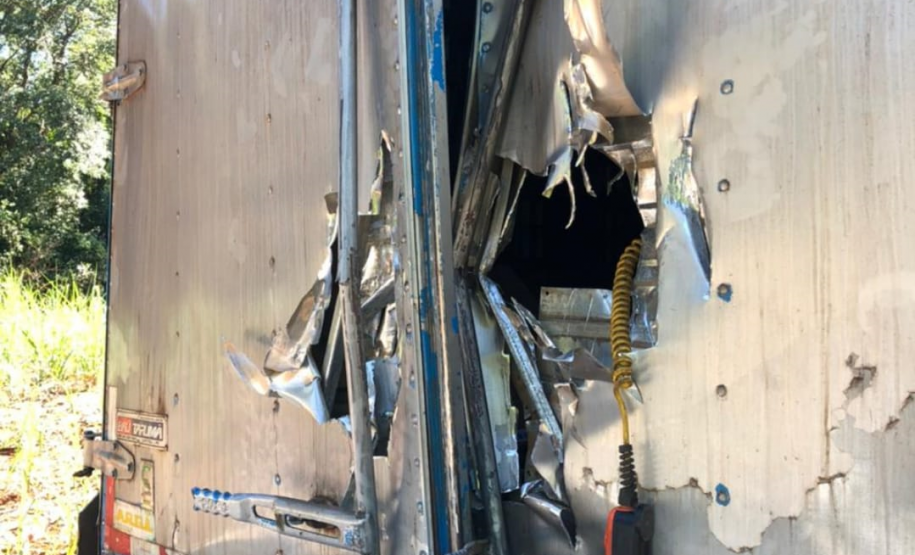 No Noroeste do estado, PM recupera caminhão pouco tempo após o roubo