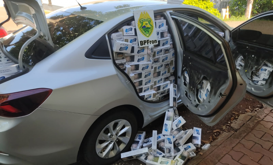 Veículo furtado em São Paulo é apreendido pelo BPFRON carregado com cigarros no Oeste do estado