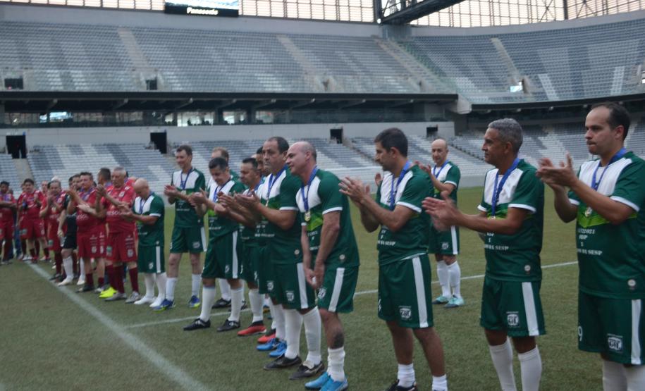 Operação Gol arrecada mais de uma tonelada de alimentos para famílias carentes