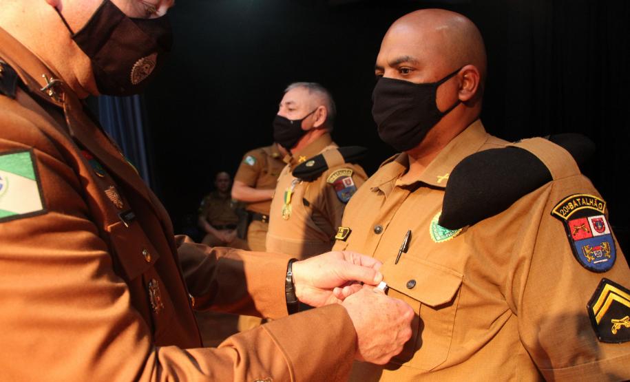 Batalhão responsável pelo policiamento na Região Leste de Curitiba comemora 15 anos de criação com homenagem a efetivo