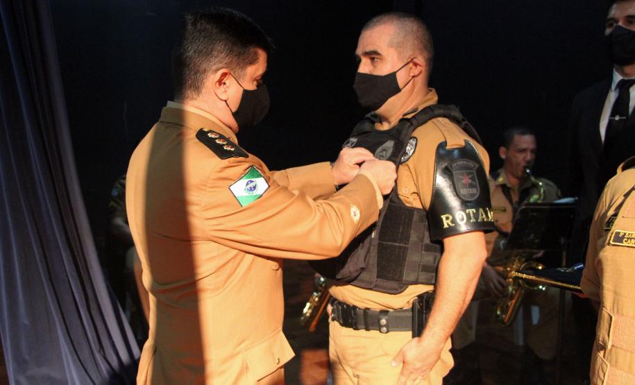 Batalhão responsável pelo policiamento na Região Leste de Curitiba comemora 15 anos de criação com homenagem a efetivo