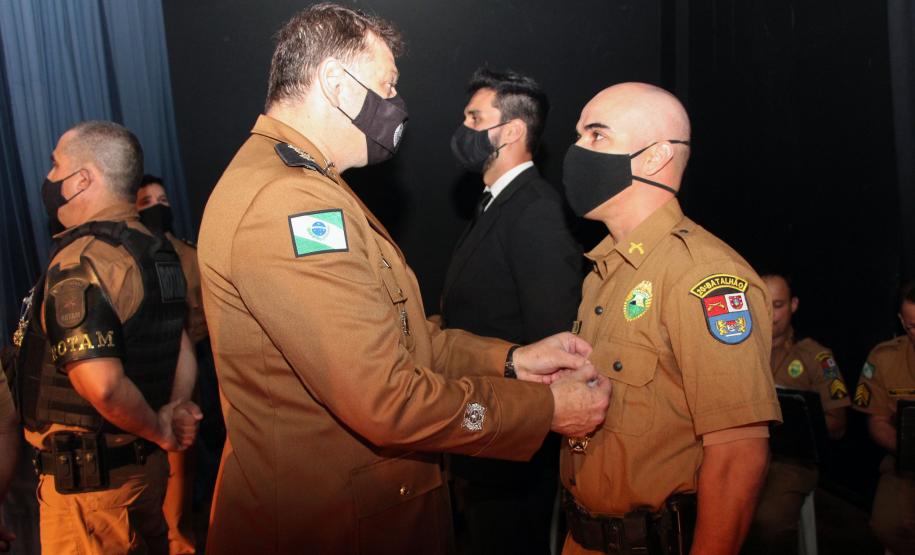 Batalhão responsável pelo policiamento na Região Leste de Curitiba comemora 15 anos de criação com homenagem a efetivo