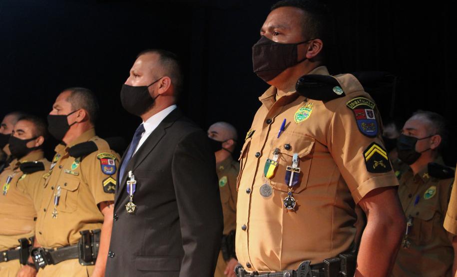 Batalhão responsável pelo policiamento na Região Leste de Curitiba comemora 15 anos de criação com homenagem a efetivo