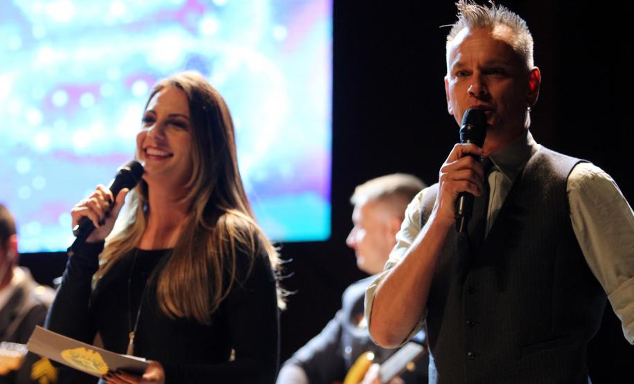 Concerto de Natal da Banda da PMPR emociona público no Teatro Guaíra e arrecada mais de duas toneladas de alimentos