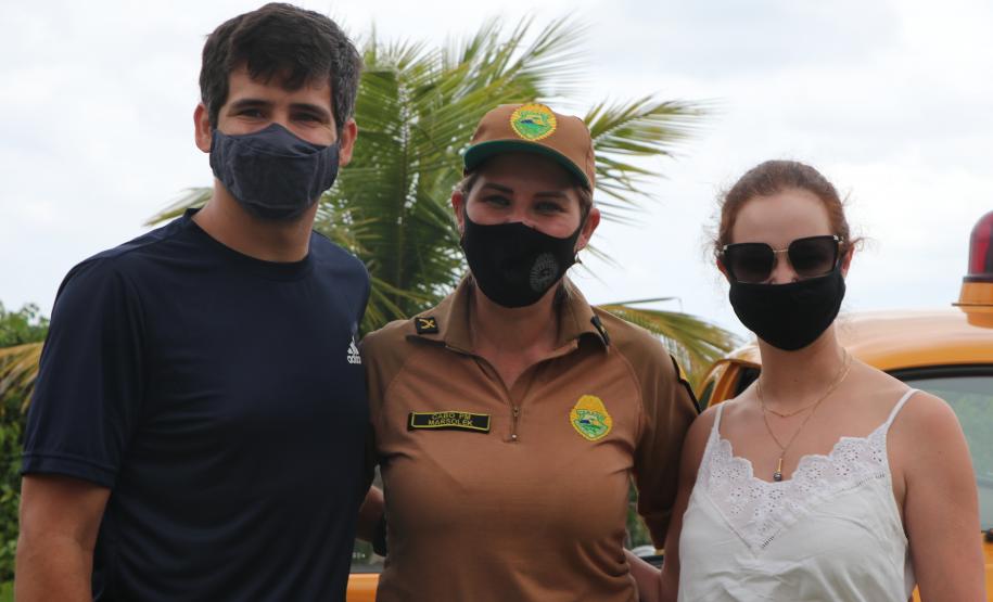 Ciclo de exposições da PM atrai dezenas de crianças e adultos nas praias do Litoral