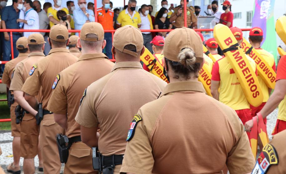 Polícia Militar inicia os trabalhos do Verão Paraná 2021/2022 na Costa Leste