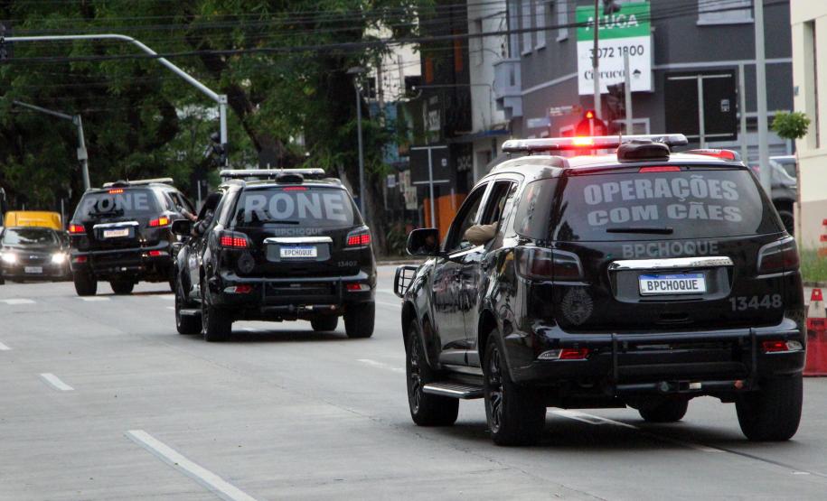 Operação do BPChoque coloca mais de 200 policiais e um helicóptero nas ruas de Curitiba e da Região Metropolitana