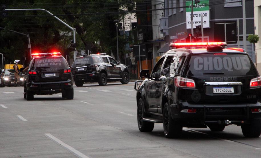 Operação do BPChoque coloca mais de 200 policiais e um helicóptero nas ruas de Curitiba e da Região Metropolitana