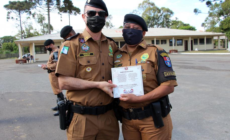 RPMon forma 16 oficiais no Curso de Policiamento Montado em Curitiba