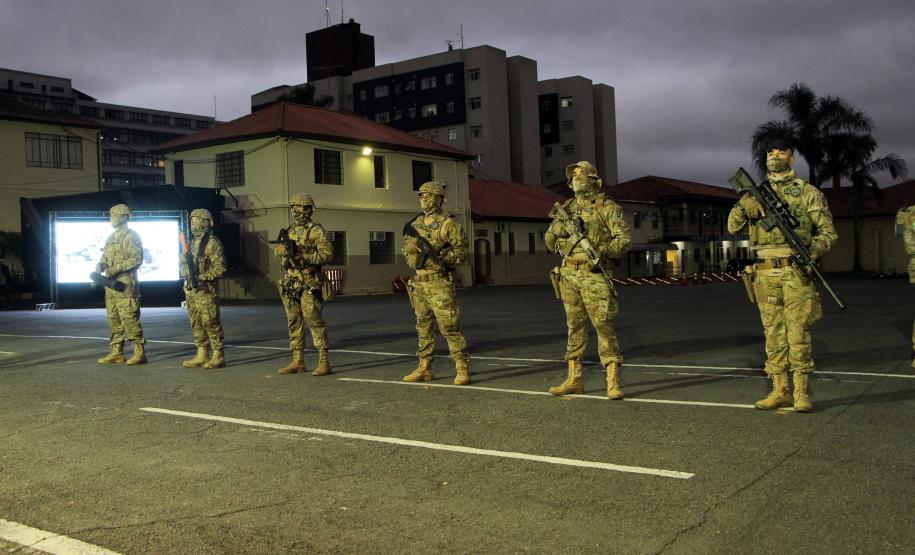 Formatura marca a conclusão do 17º Curso de Operações Especiais da Polícia Militar do Paraná em Curitiba