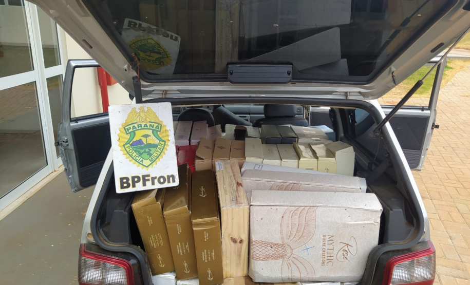 BPFron apreende mais de 46 mil pacotes de cigarros, caixas de vinhos e eletrônicos contrabandeados durante a Operação Hórus