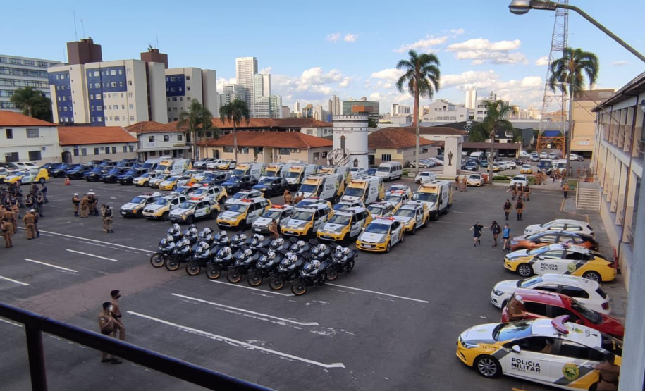 Com a operação Cinturão, PM recolhe 53 veículos irregulares e encaminha três pessoas por porte de drogas