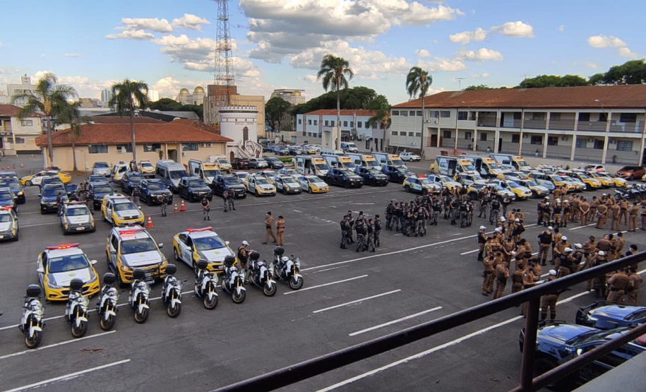 Com a operação Cinturão, PM recolhe 53 veículos irregulares e encaminha três pessoas por porte de drogas