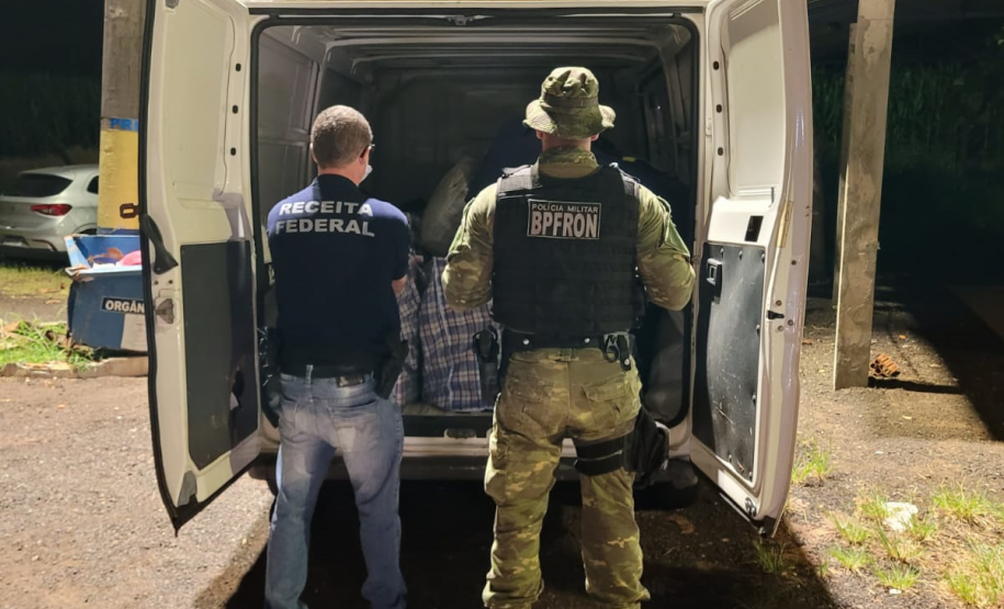 BPFron apreende bebidas, eletrônicos e cigarros contrabandeados no Oeste do estado