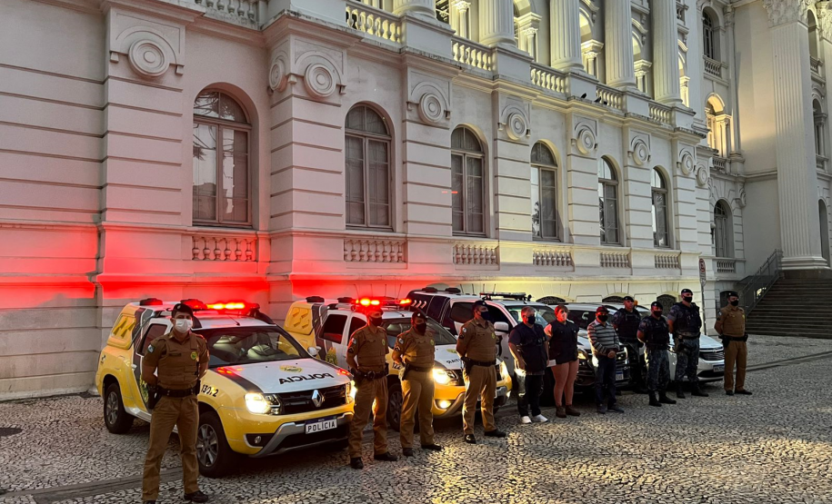 AIFU apreende produtos contrabandeados e fecha um ponto comercial em Curitiba