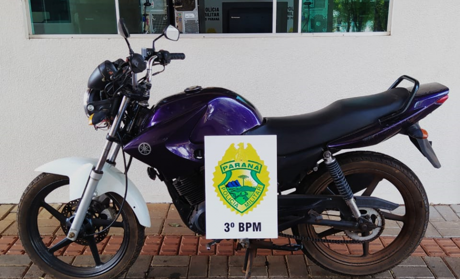 No Sudoeste do estado, PM encaminha adolescente e recupera uma motocicleta e um carro