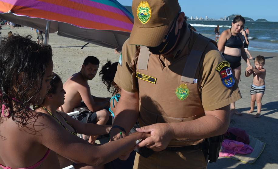 Após flagrantes no Litoral, PM orienta pais e responsáveis a não deixarem crianças sozinhas