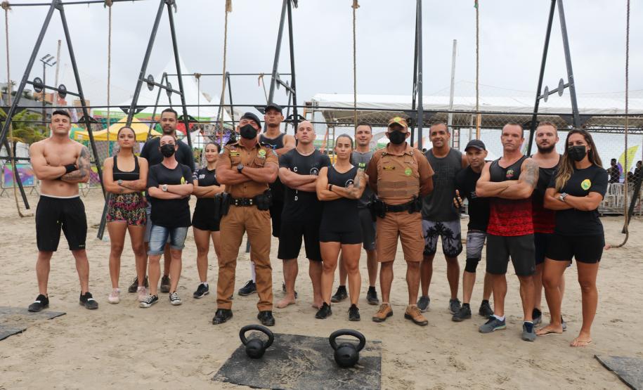 Desafio Cross Games estimula confraternização entre policiais militares e bombeiros nas areias de Caiobá