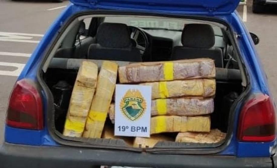 Carro com mais de 100 quilos de maconha é apreendido pela PM no Oeste do Estado