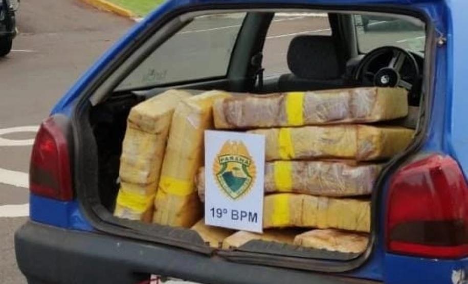 Carro com mais de 100 quilos de maconha é apreendido pela PM no Oeste do Estado