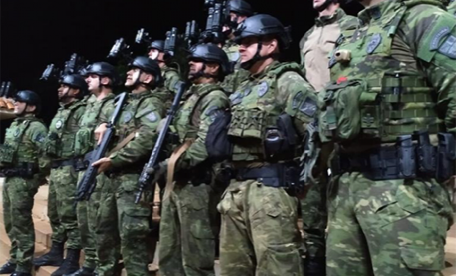 Batalhão da fronteira da PM capacita policiais militares para utilização de óculos de visão noturna e binóculos termal em operações fronteiriças