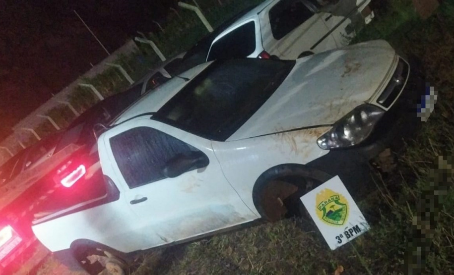 No Sudoeste do estado, PM prende quatro pessoas e apreenderam dois carros e uma espingarda