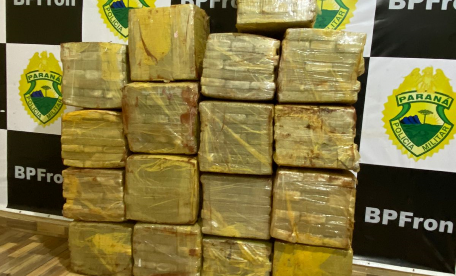 BPFRON apreende mais de 300 quilos de maconha e produtos contrabandeados no Oeste do estado