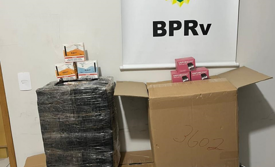Quase 70 quilos de maconha e cigarros eletrônicos são apreendidos pelo BPRv no Interior do estado