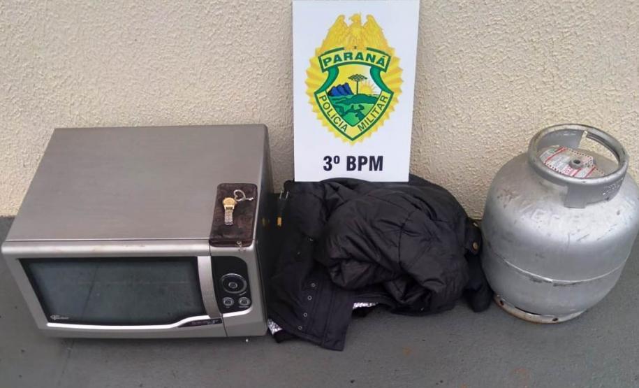 PM encaminha 10 pessoas e apreende drogas e recupera objetos no Sudoeste do estado