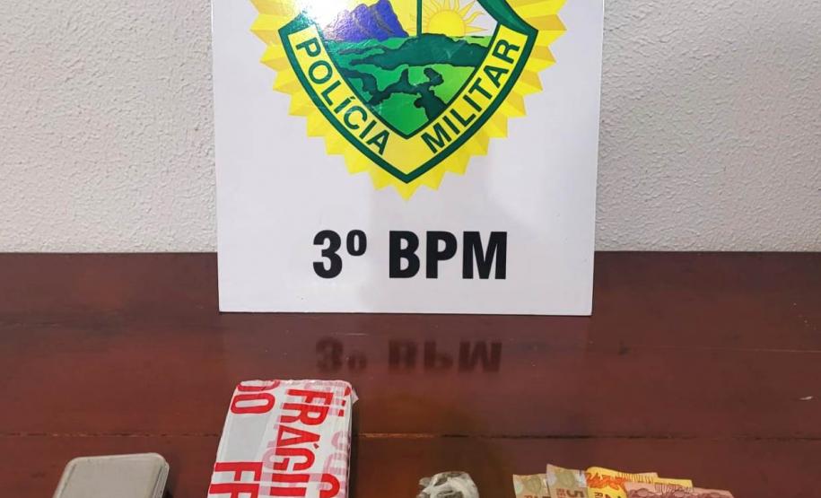PM encaminha 10 pessoas e apreende drogas e recupera objetos no Sudoeste do estado
