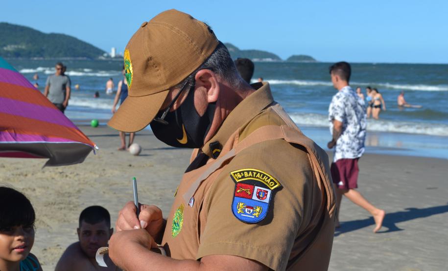 Polícia Militar alerta para a segurança das crianças nas praias durante o feriado