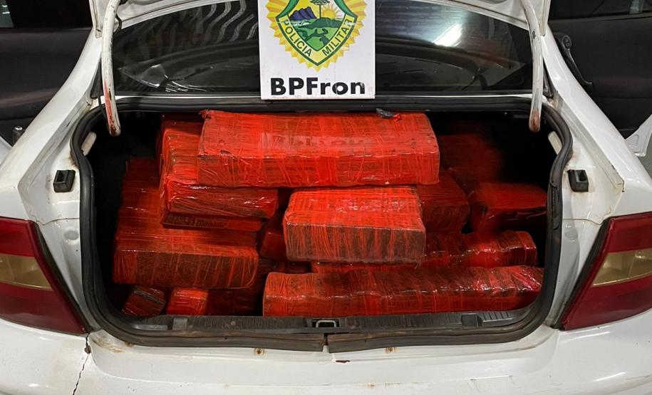 BPFron apreende mais de meia tonelada de maconha no Oeste do Estado