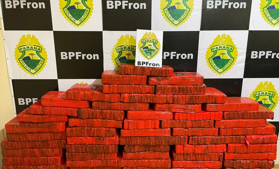 BPFron apreende mais de meia tonelada de maconha no Oeste do Estado