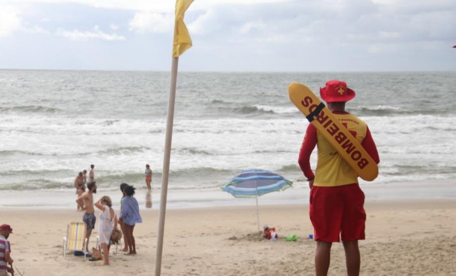 Bombeiros reforçam ações de prevenção e atendimento no Litoral no Carnaval