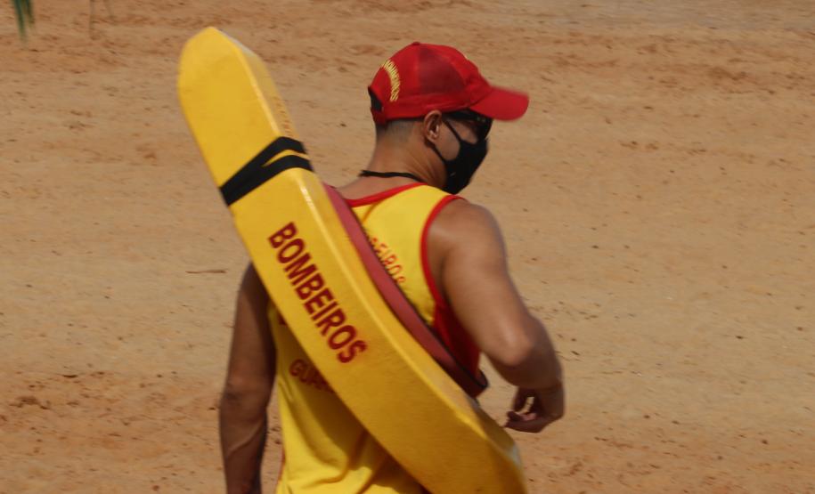 Atuação de bombeiros intensifica prevenção e diminui afogamentos na Costa Oeste